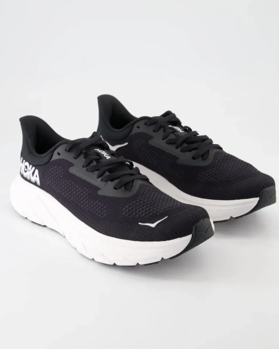 Arahi 7 Sportschuhe in Schwarz