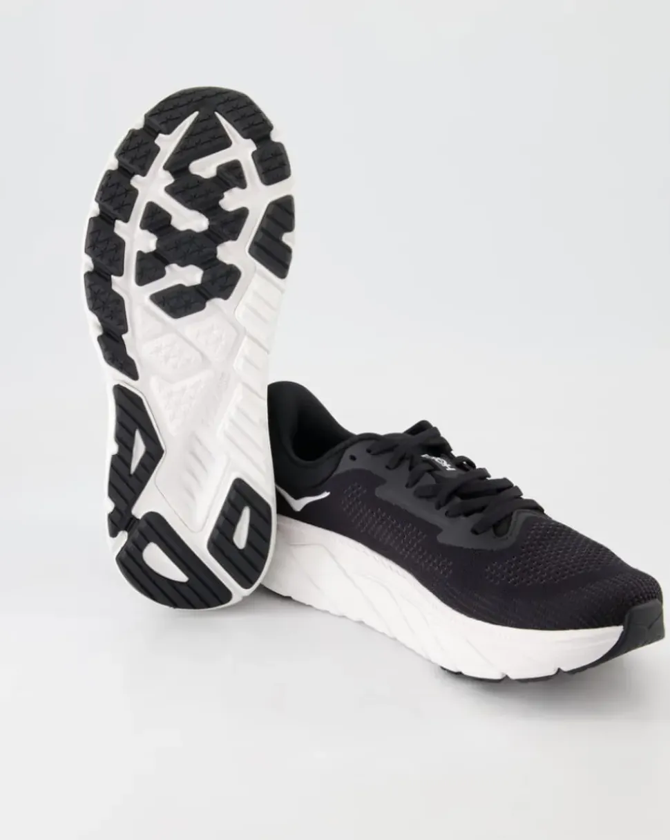 Arahi 7 Sportschuhe in Schwarz