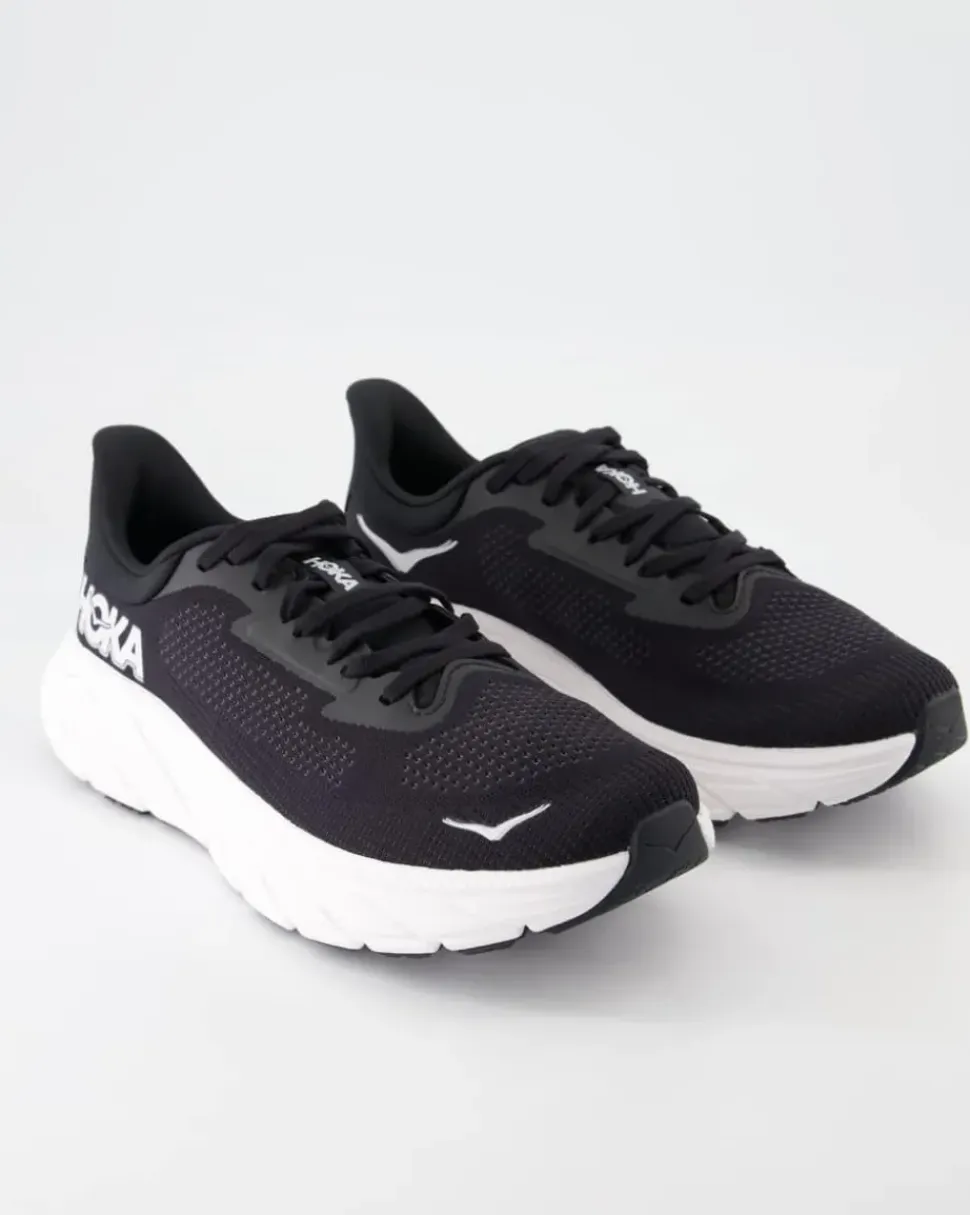 Arahi 7 Sportschuhe in Schwarz
