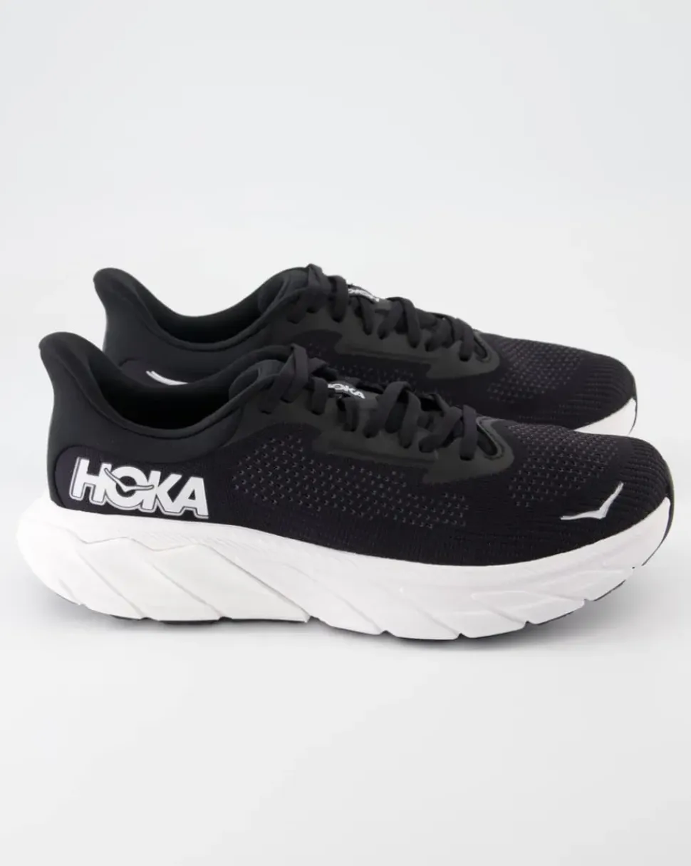 Arahi 7 Sportschuhe in Schwarz