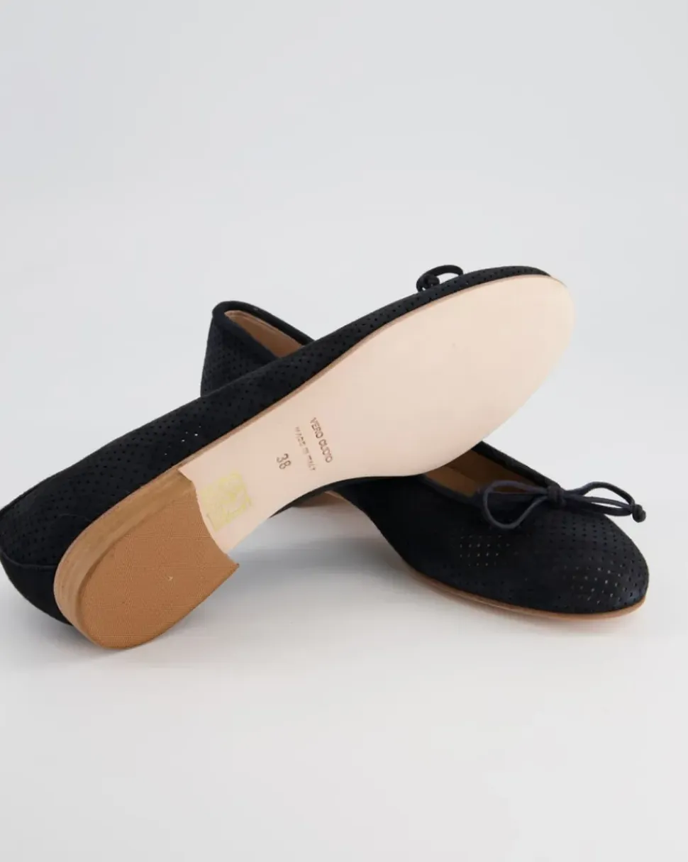 Ballerina Ballerinas in Schwarz