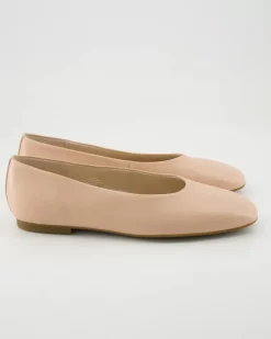 64.140.22 Ballerinas in Beige