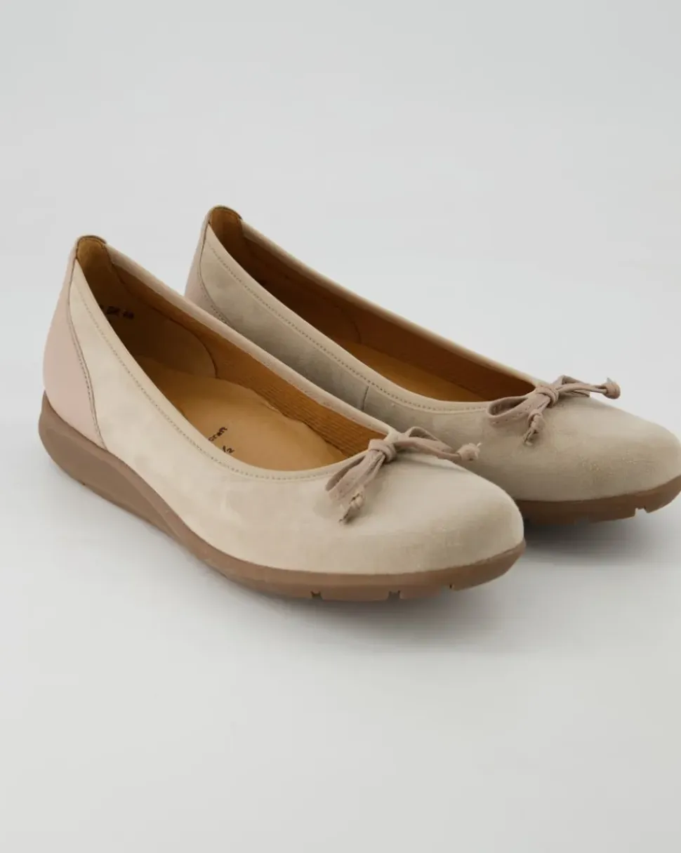 24.171.12 Ballerinas in Beige