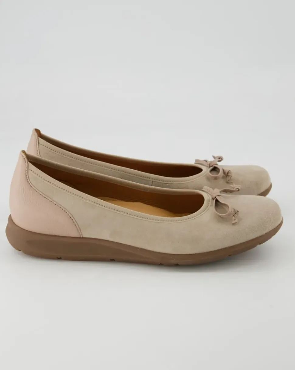 24.171.12 Ballerinas in Beige