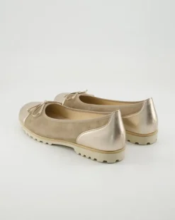 64.100.12 Ballerinas in Beige