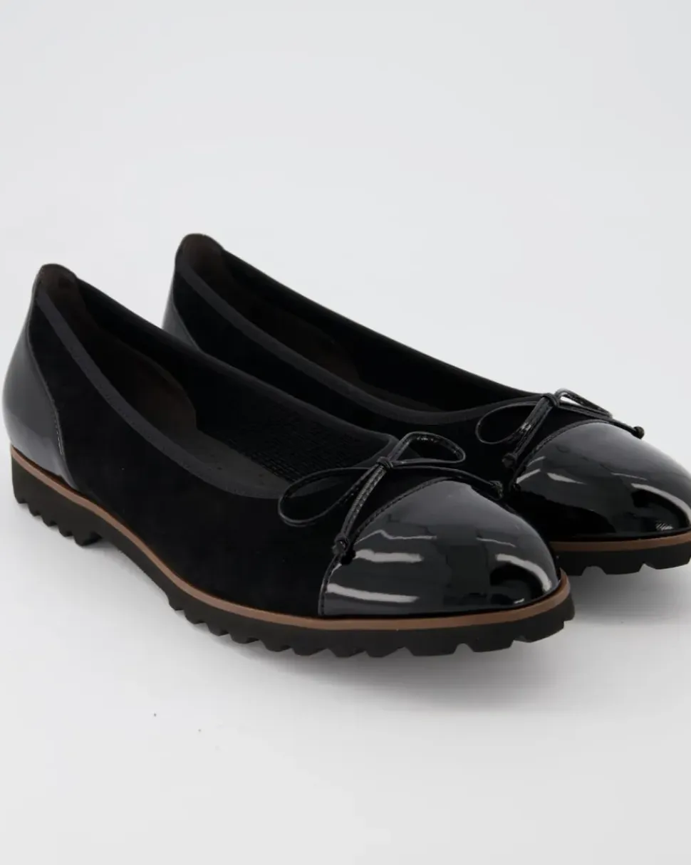 04.100.37 Ballerinas in Schwarz