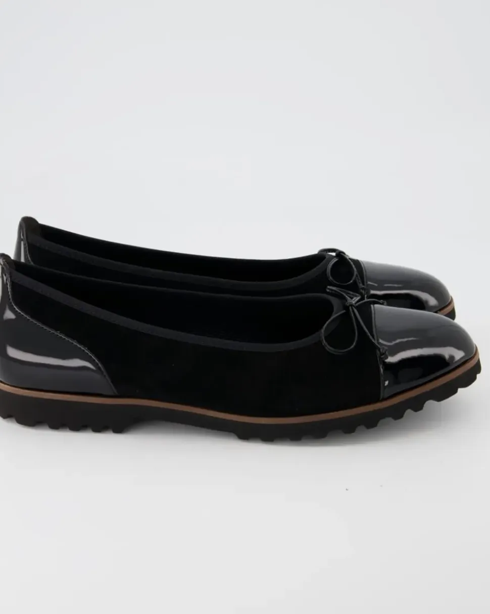 04.100.37 Ballerinas in Schwarz
