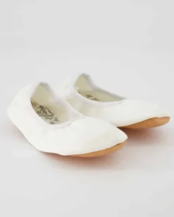 060-01 Ballerinas in Weiß