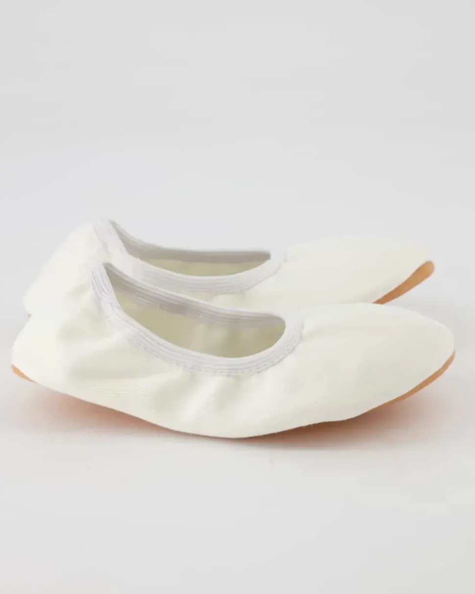 060-01 Ballerinas in Weiß