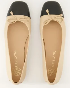 Belle Ballerinas in Beige