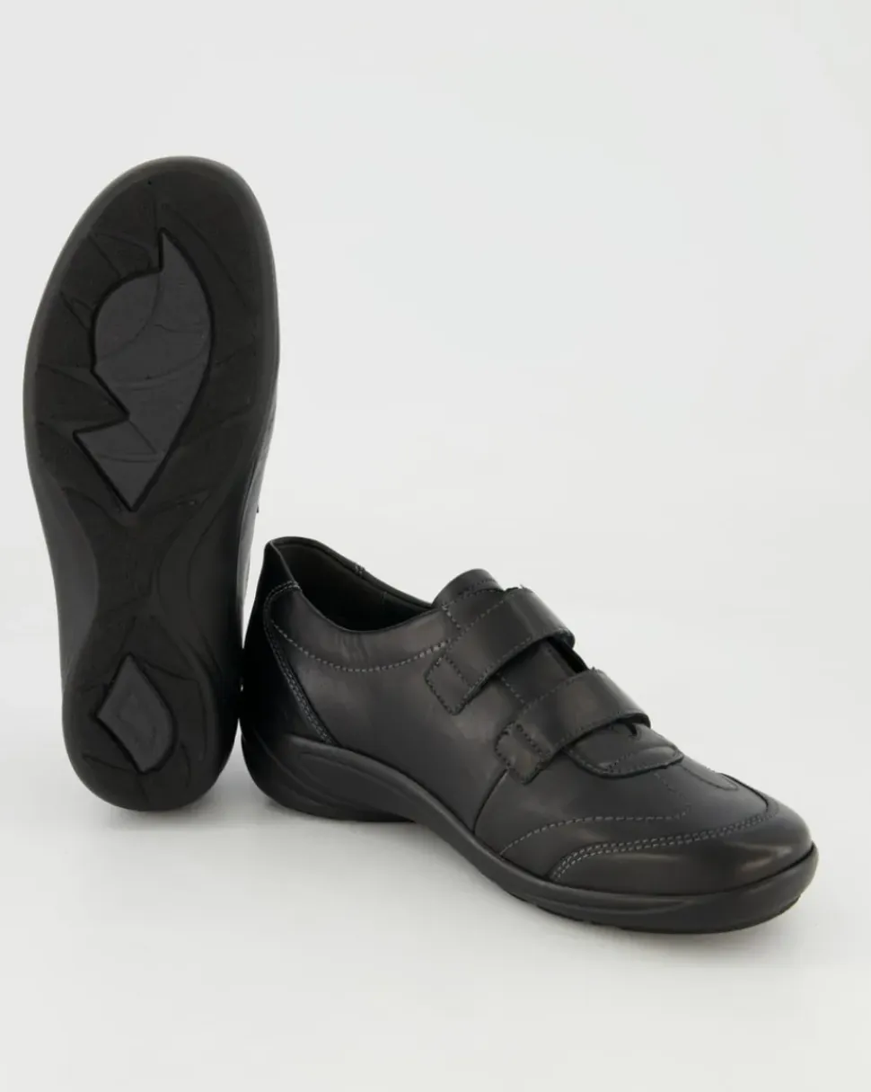 Birgit Slipper in Schwarz