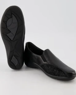 Birgit Slipper in Schwarz