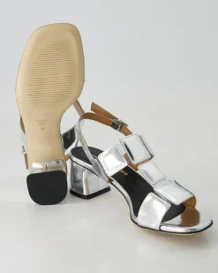B604 Sandalen in Silber
