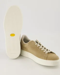 Classic Court Sneaker in Beige