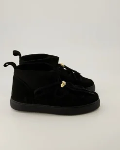 Classic Low Winterschuhe in Schwarz