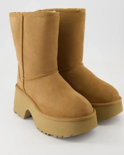Classic Short New High Stiefeletten in Beige