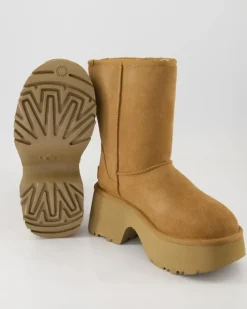Classic Short New High Stiefeletten in Beige