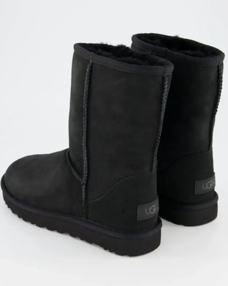 Classic Short Winterschuhe in Schwarz
