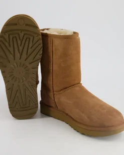 Classic Short Winterstiefel in Beige