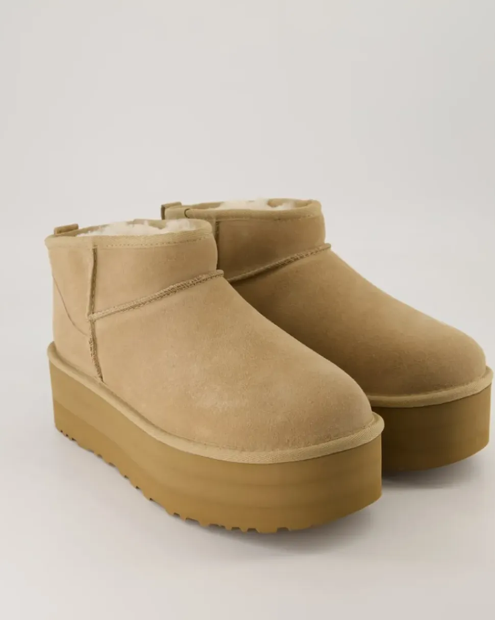 Classic Ultra Mini Platform Winterschuhe in Beige