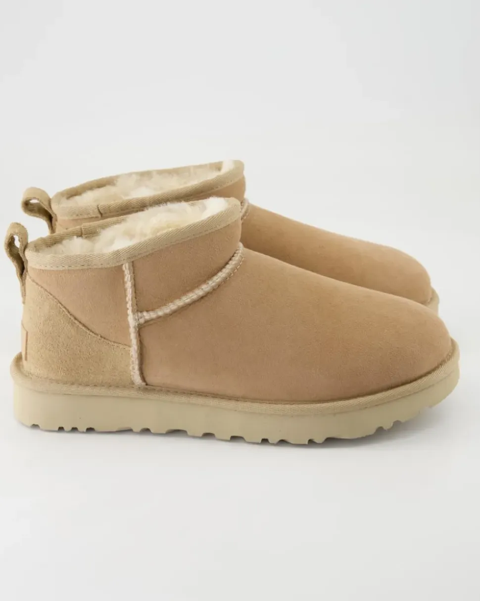 Classic Ultra Mini Winterschuhe in Beige