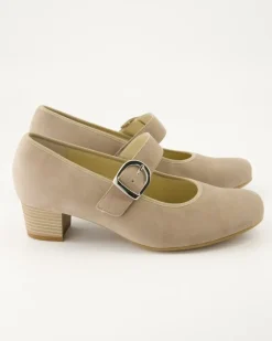 Cleo Pumps in Beige