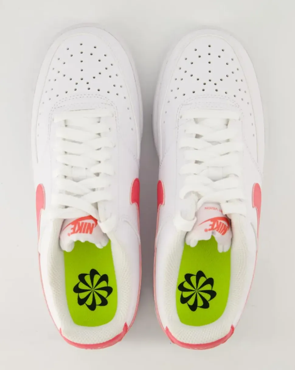 Court Vision Low Sneaker in Weiß