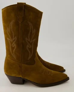 2084-11-01 Cowboyboots in Braun