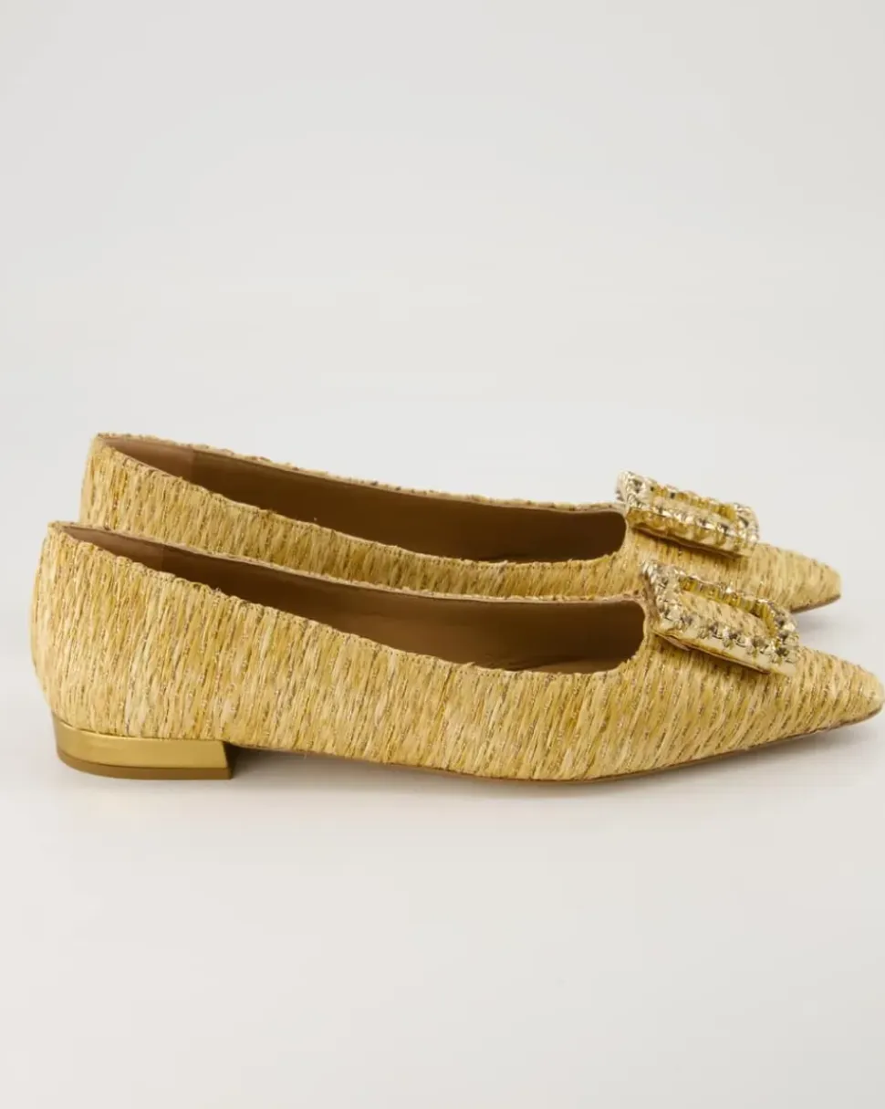 Diamond Ballerinas in Beige