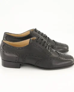 D122M Schnürschuhe in Schwarz