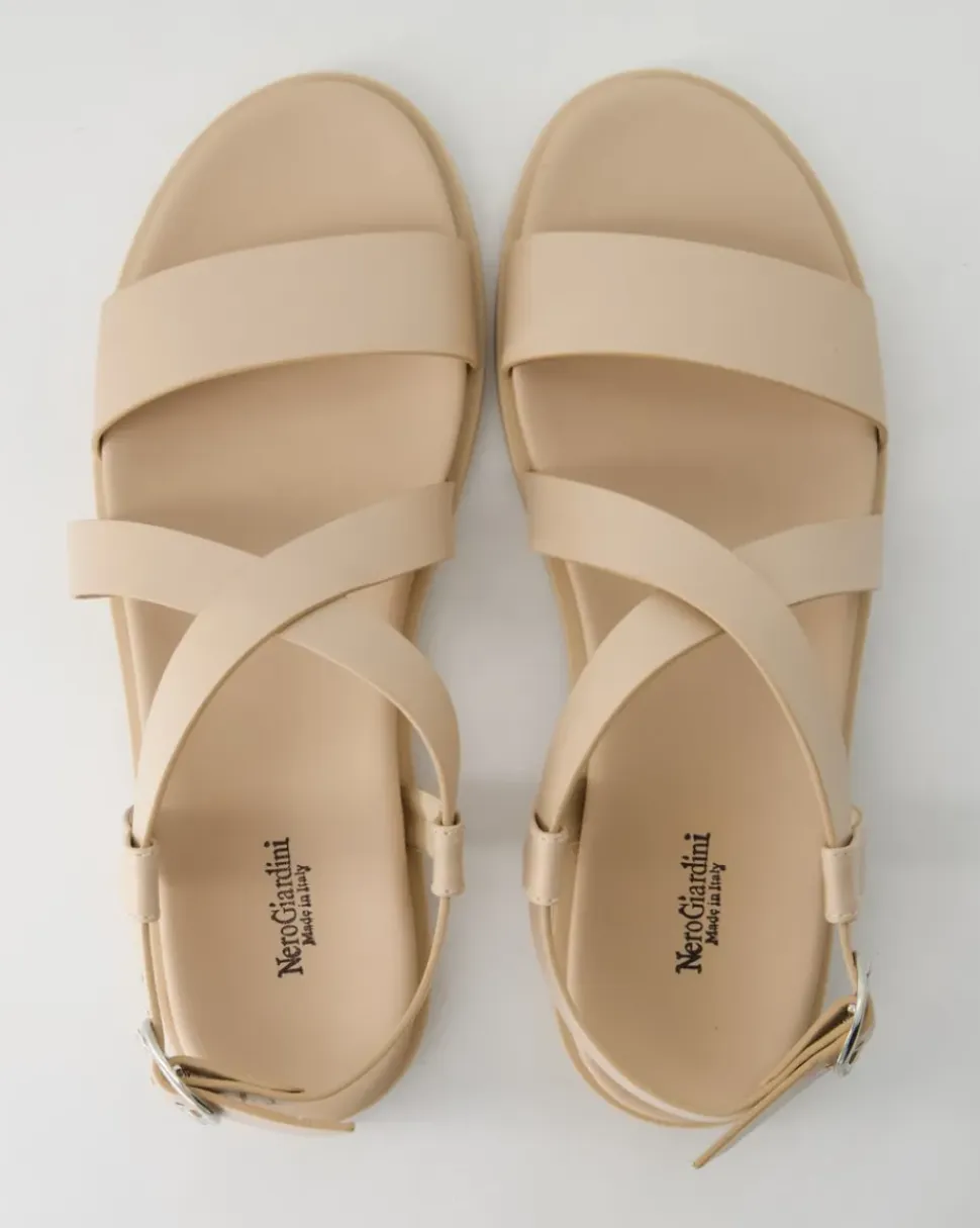 E513490D-614 Sandalen in Beige