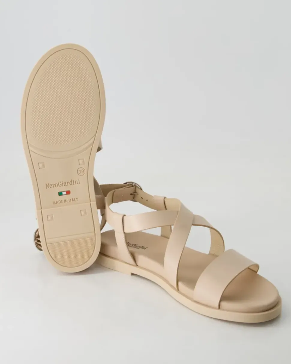 E513490D-614 Sandalen in Beige