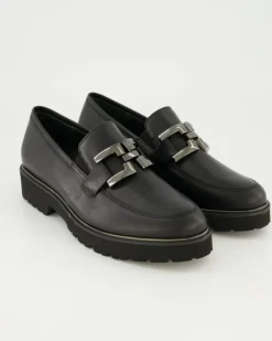 Elena Slipper in Schwarz