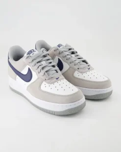 FD9748-001 Sneaker in Grau