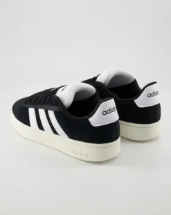 Grand Court Alpha Sneaker in Schwarz