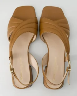 G168 Sandalen in Braun