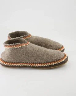 631064 Hausschuhe in Beige