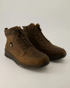 Helle Winterschuhe in Braun
