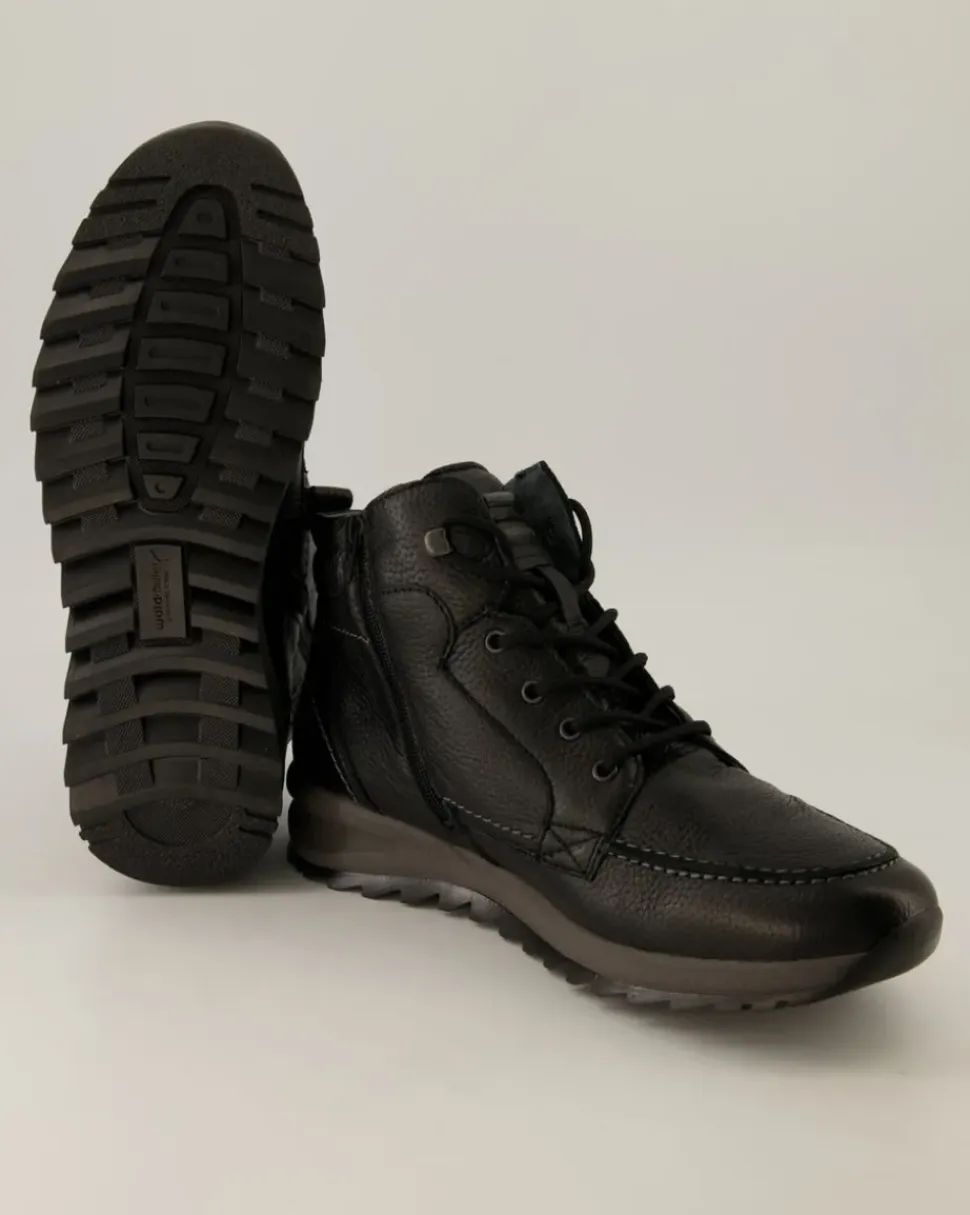 Helle Winterstiefel in Schwarz