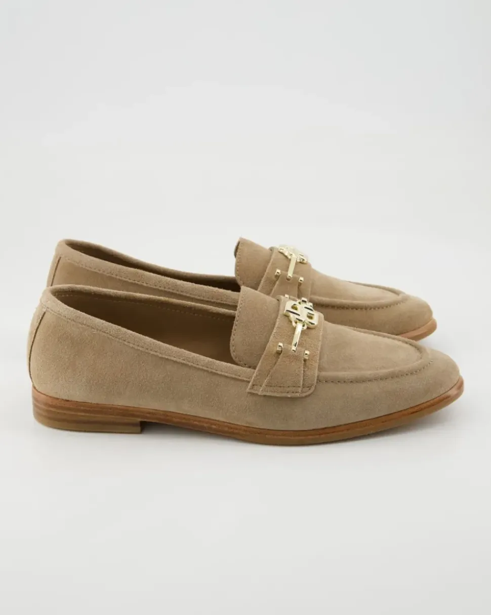 Helyan_Loaf Slipper in Beige