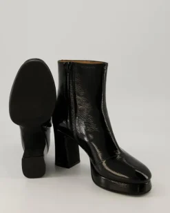 JAKI Stiefeletten in Schwarz