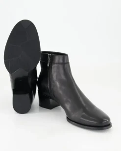 Jolene 27 Stiefeletten in Schwarz