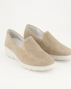 Judith Slipper in Beige