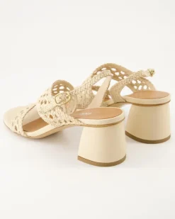L9102 Sandalen in Beige