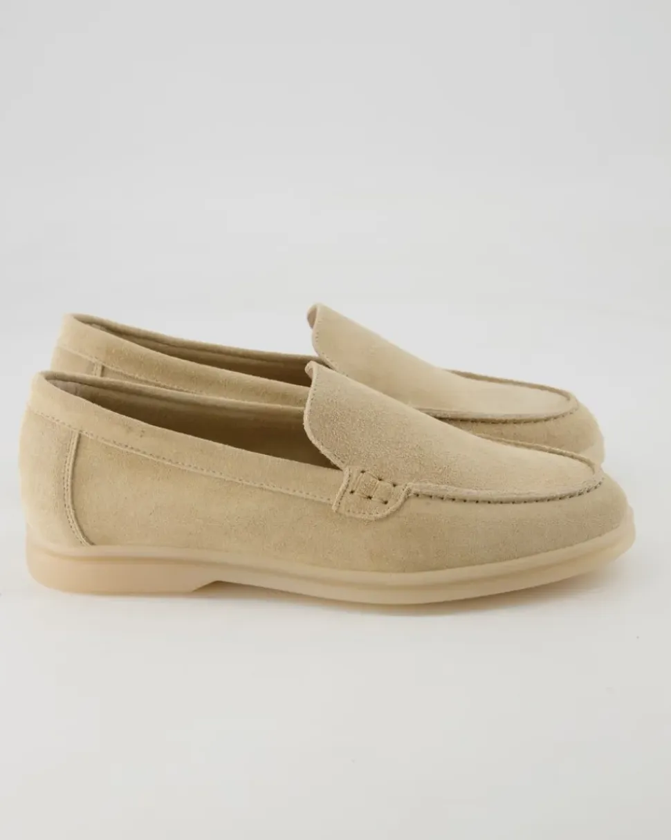 Lupin Slipper in Beige