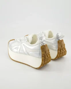 Maribella Runner Metallic Sneaker in Silber
