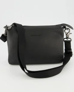 Mellow Leather Pochette Umhängetasche in Schwarz