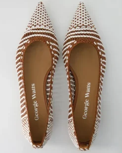 N818-405 Ballerinas in Braun