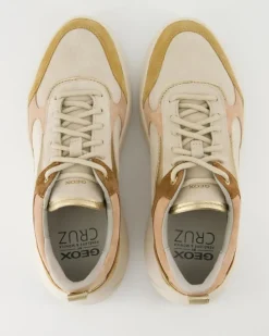 Nebula 2.0 Sneaker in Beige
