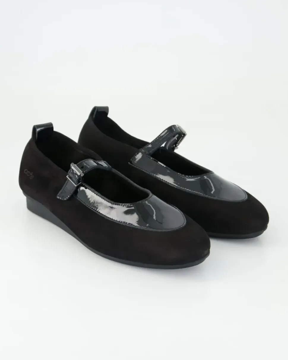 Nikaby Ballerinas in Schwarz